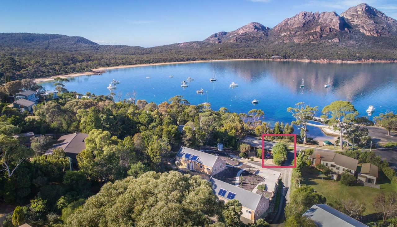 Freycinet 1 - Bluestone Coles Bay